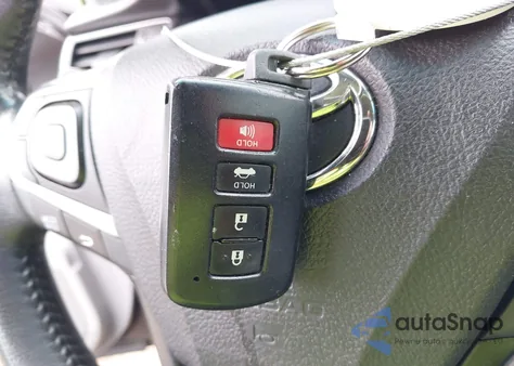 2016 Toyota Camry Xle z USA, uszkodzony, nr VIN 4T4BF1FK5GR540843